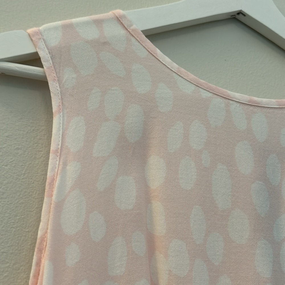 Pink top - Picture 2 of 3